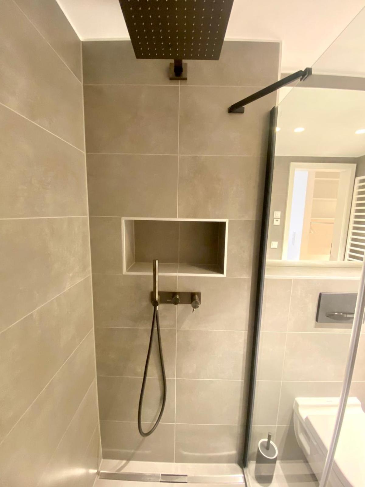 Luxury Flat With Terrace&parking-rtl1