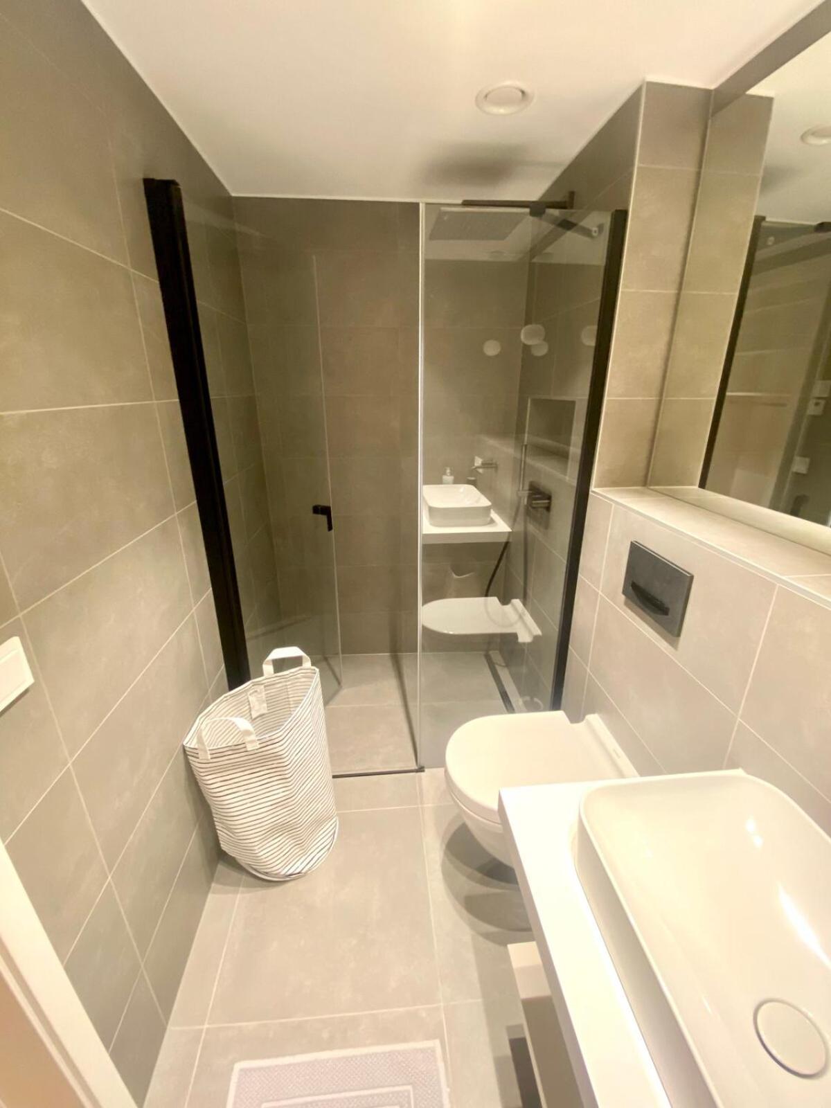 Luxury Flat With Terrace&parking-rtl1 Apartment